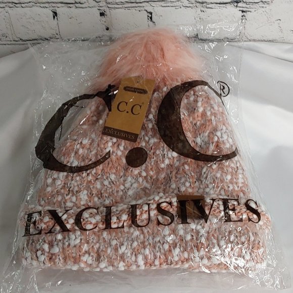 'C.C BEANIE' FLEECE~LINED POM-POM BEANIE ROSEA - Picture 14 of 16